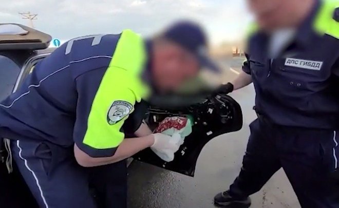 В Челнах ГИБДД поймала петербуржца почти с 6 килограммами наркотиков
