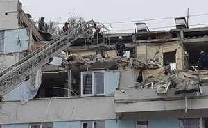 В Челнах строители и эксперты пока не приступали к техническому обследованию дома, где взорвался газ