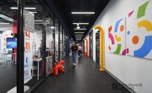 Больше трети россиян готовы уйти из офиса на завод