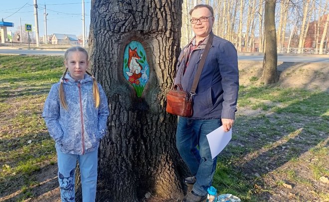 В Нижнекамске победители грантового проекта СИБУРа разрисовали деревья экограффити