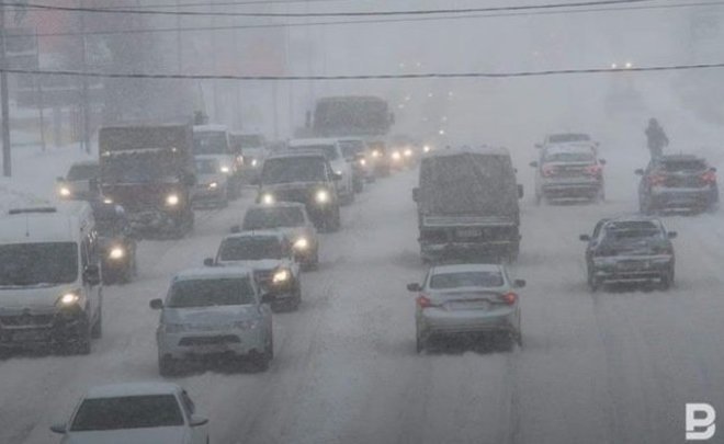 МЧС предупредило жителей Татарстана о метели, сильном ветре и гололедице