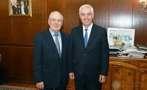 Шаймиев встретился с новым генеральным консулом Турции в Казани Исметом Эриканом