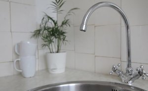 В казанском поселке Залесный из-за аварии без воды остались два многоквартирных дома и частные дома