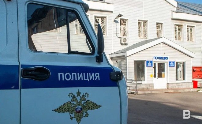 В Казани наказали отца, который ударил свою двухлетнюю дочь сумкой в подъезде
