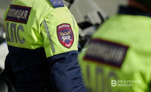 В столкновении микроавтобуса и грузовика на трассе в Татарстане погиб человек — трое пострадали