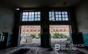 В Казани демонтируют летние веранды, автофургоны и киоск по продаже кваса