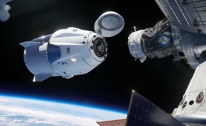 Пилотируемый корабль Crew Dragon пристыковался к МКС