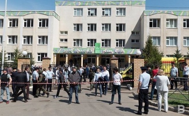 К очному обучению вернутся ученики 9-х и 11-х классов гимназии №175, остальные будут заниматься удаленно