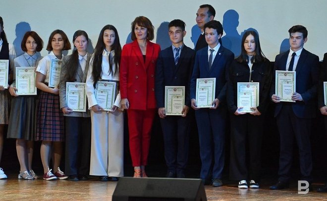 В Казани определили размер премий для победителей и призеров олимпиад школьников в 2023 году