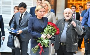 Итоги дня: министр культуры РФ в Казани, санкции имени Навального, распространение коронавируса до 90 дней