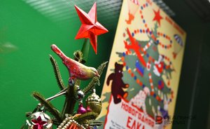 Больше половины россиян на Новый год наряжают искусственную ель