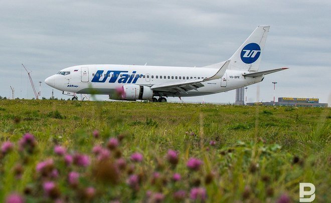 Utair из-за долгов может продать доли в компании UTG и аэропорту Сургута