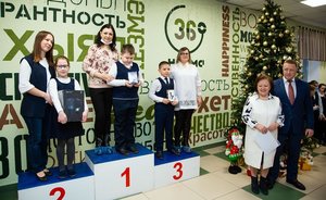 Участники акции «Пластик, сдавайся!» получили подарки от СИБУРа