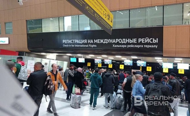 Рейс из Казани в Тараз задержали на несколько часов