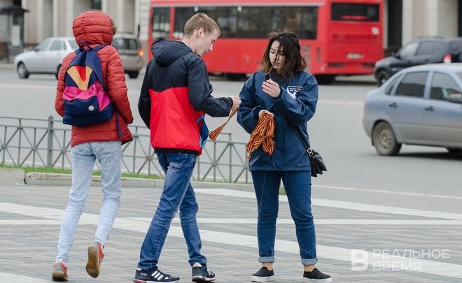 Госдума приняла закон о штрафах до 5 млн рублей за осквернение георгиевских лент