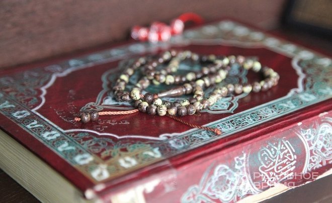 Главы МИД Ирана и ОАЭ осудили акции с надругательством над Кораном в Швеции и Дании