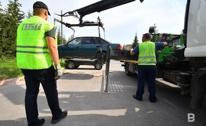 С улиц Казани эвакуируют 15 брошенных автомобилей