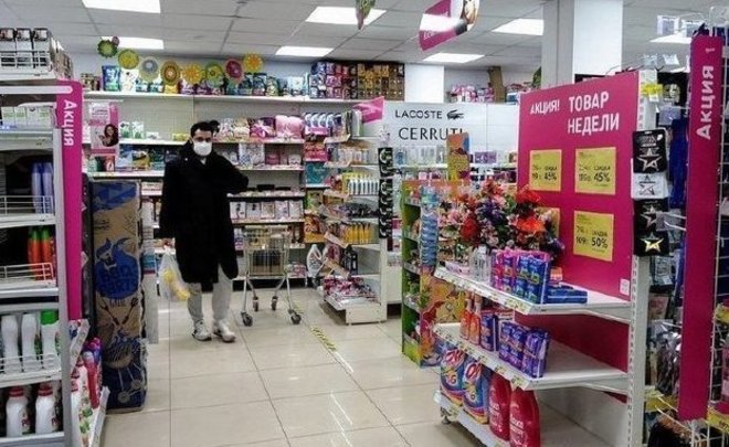 Мантуров заявил, что запасы востребованных повседневных товаров возвращаются к стандартному уровню