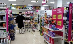 Мантуров заявил, что запасы востребованных повседневных товаров возвращаются к стандартному уровню