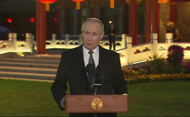 Переговоры между Владимиром Путиным и Си Цзиньпином длились три часа