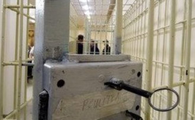 В Казани задержали сбытчиков поддельных пятитысячных купюр — оперативное видео