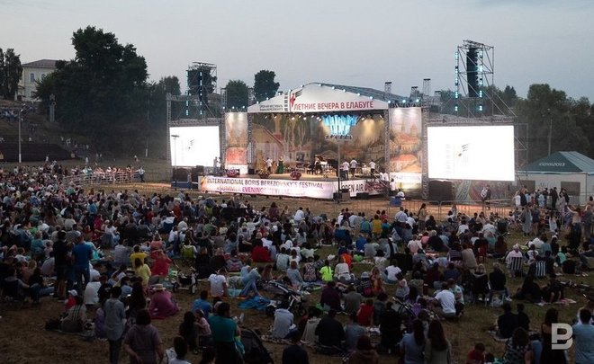 В Татарстане проходит музыкальный фестиваль «Летние вечера в Елабуге» — видео