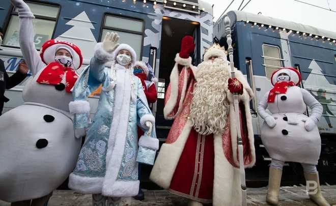 Поезд Деда Мороза прибыл в Казань