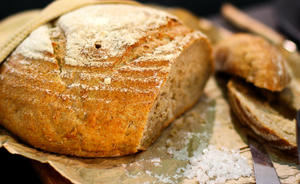 Ученые опытным путем выяснили, черный или белый хлеб полезнее для человека