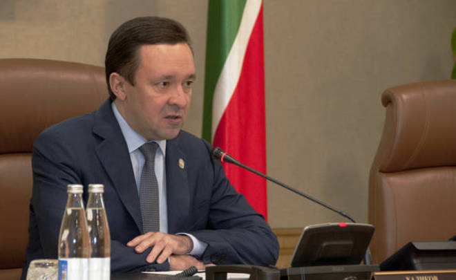 Премьер-министр РТ предложил ужесточить ответственность в сфере безопасности транспортных перевозок