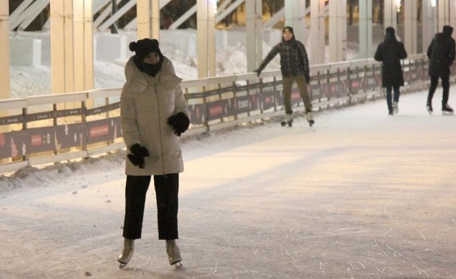 В Казани завершает работу каток в парке «Черное озеро»