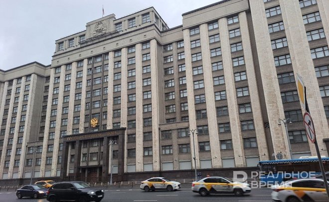 Госдума приняла в первом чтении законопроект о запрете использования мобильных телефонов на уроках