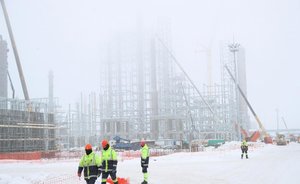 На этиленнике «Нижнекамскнефтехима» идет монтаж металлоконструкций и основного оборудования