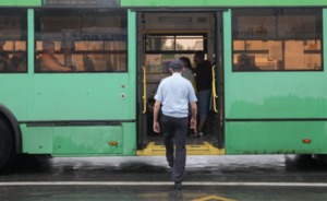 В Казани на улице Адоратского оборвался провод — движение троллейбуса №1 приостановлено