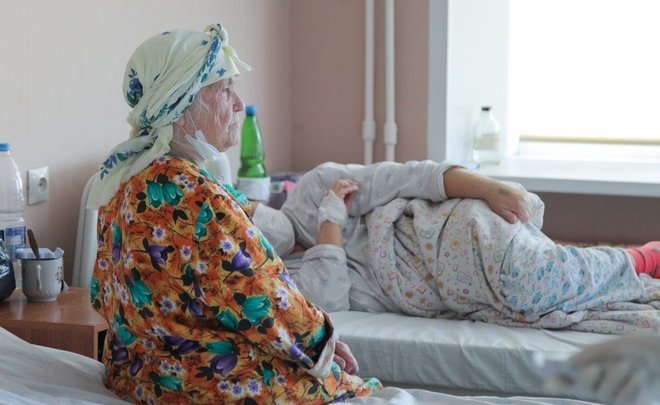 Кабмин выделит частным медклиникам Татарстана 8,4 млн рублей на уход за пожилыми