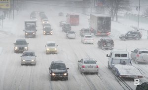 Итоги дня: последствия метели в Татарстане, разрешение вакцинировать пожилых и запрет на импортные маски