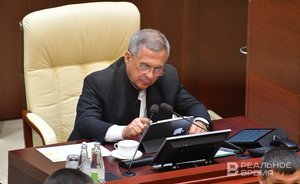 Раис Татарстана прибыл в Пермь на заседание Совета ПФО