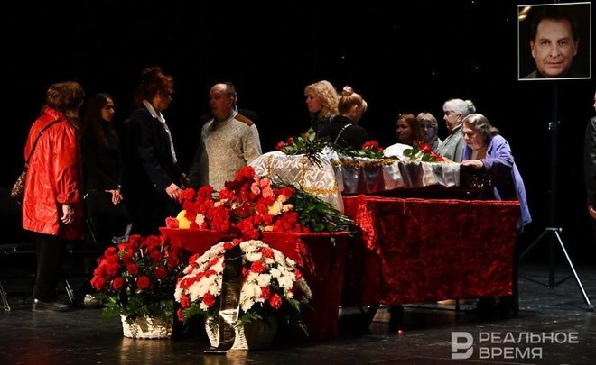 В Казани простились с народным артистом России и Татарстана Вадимом Кешнером