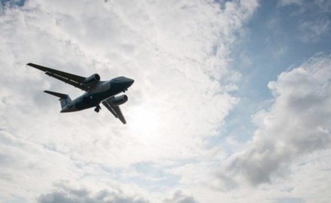 Baza сообщила о дебошире на рейсе Нижнекамск — Москва — ему не дали громко послушать музыку