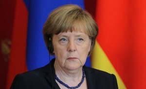 Меркель назвала невозможным возвращение России в G8