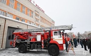 В Тольятти загорелось здание рынка