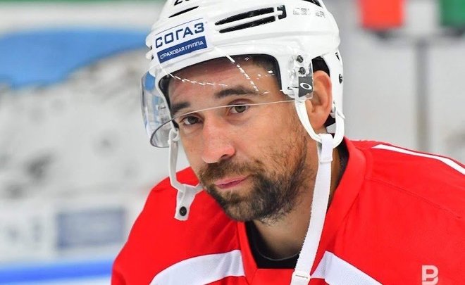 Итоги дня: последний сезон Зарипова, площадки для уличных музыкантов Казани, взрыв в аэропорту Кабула