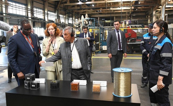Президент Сенегала посетил предприятия нефтегазохимического комплекса в Нижнекамске