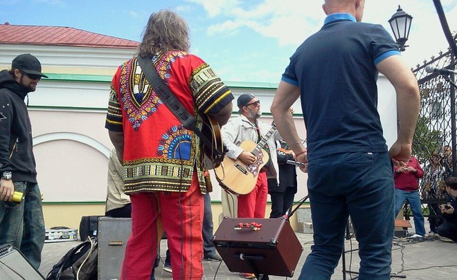 В Казани Борис Гребенщиков дает бесплатный концерт в кремле