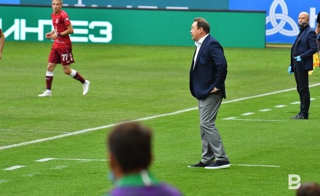 «Очень эмоциональная игра»: Леонид Слуцкий дал комментарии о матче «Рубин» — «Балтика»