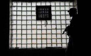 Во Франции заявили о поисках путей выхода из конфликта на Украине