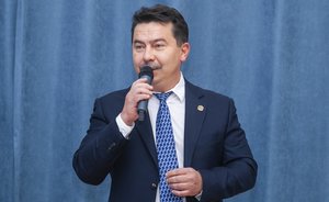 Министр здравоохранения РТ Марат Садыков поблагодарил ГК ТАИФ за особый вклад в борьбе с коронавирусом