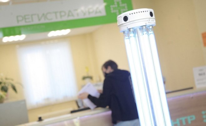 «Инновационный» робот из Иннополиса едва не лишил зрения журналистов Татарстана