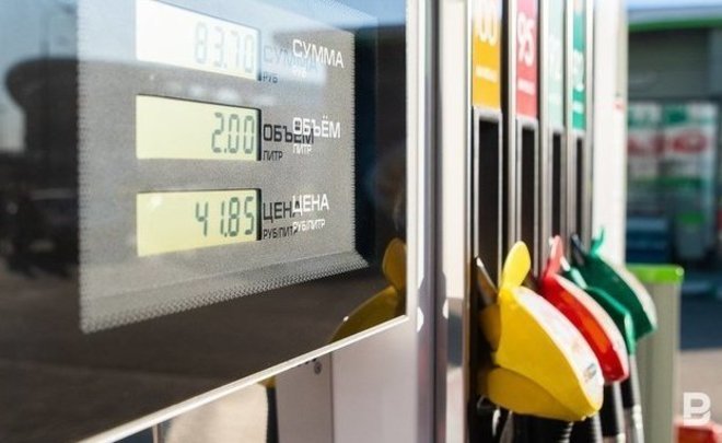Нефтяные компании заявили, что не будут поднимать цены на АЗС выше инфляции