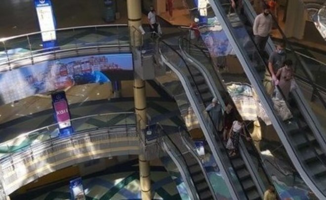 В Роспотребнадзоре Татарстана призвали не выстраиваться в огромные очереди в торговых центрах