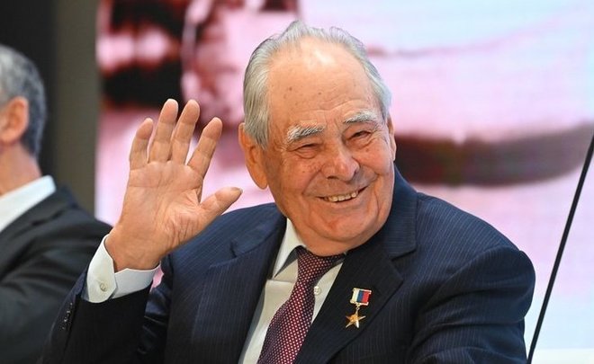 Минтимера Шаймиева наградили золотым знаком Федерации шахмат России